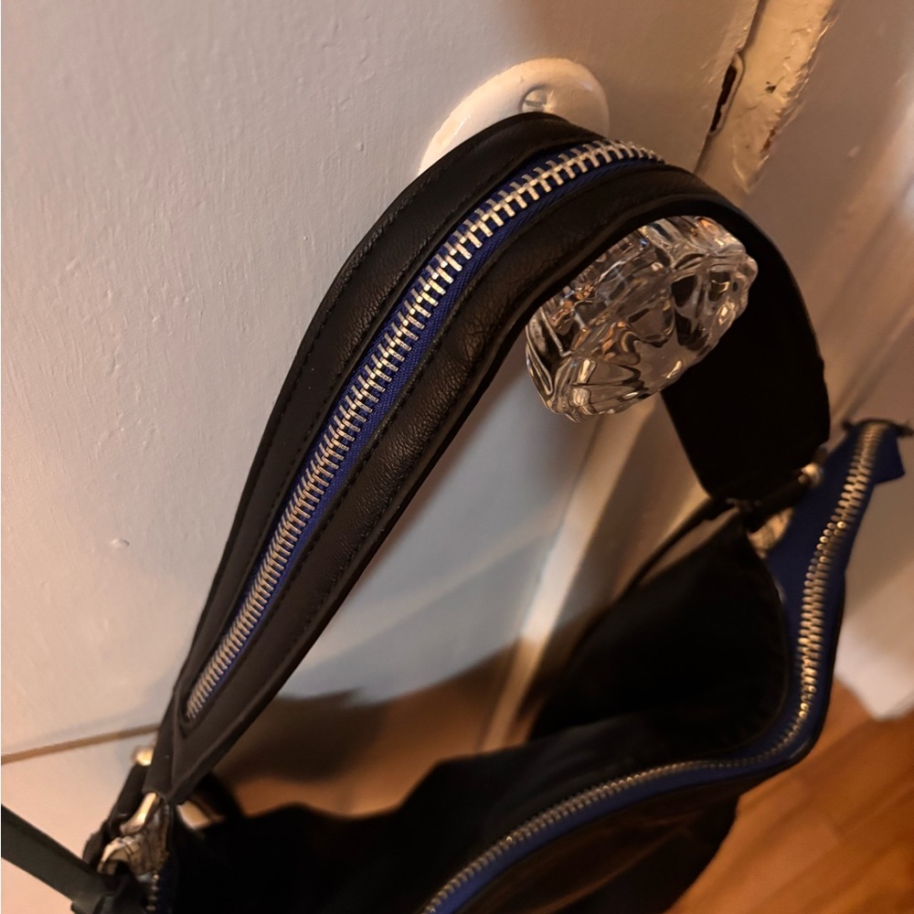 Large Leather Purse - Picture 4 of 10